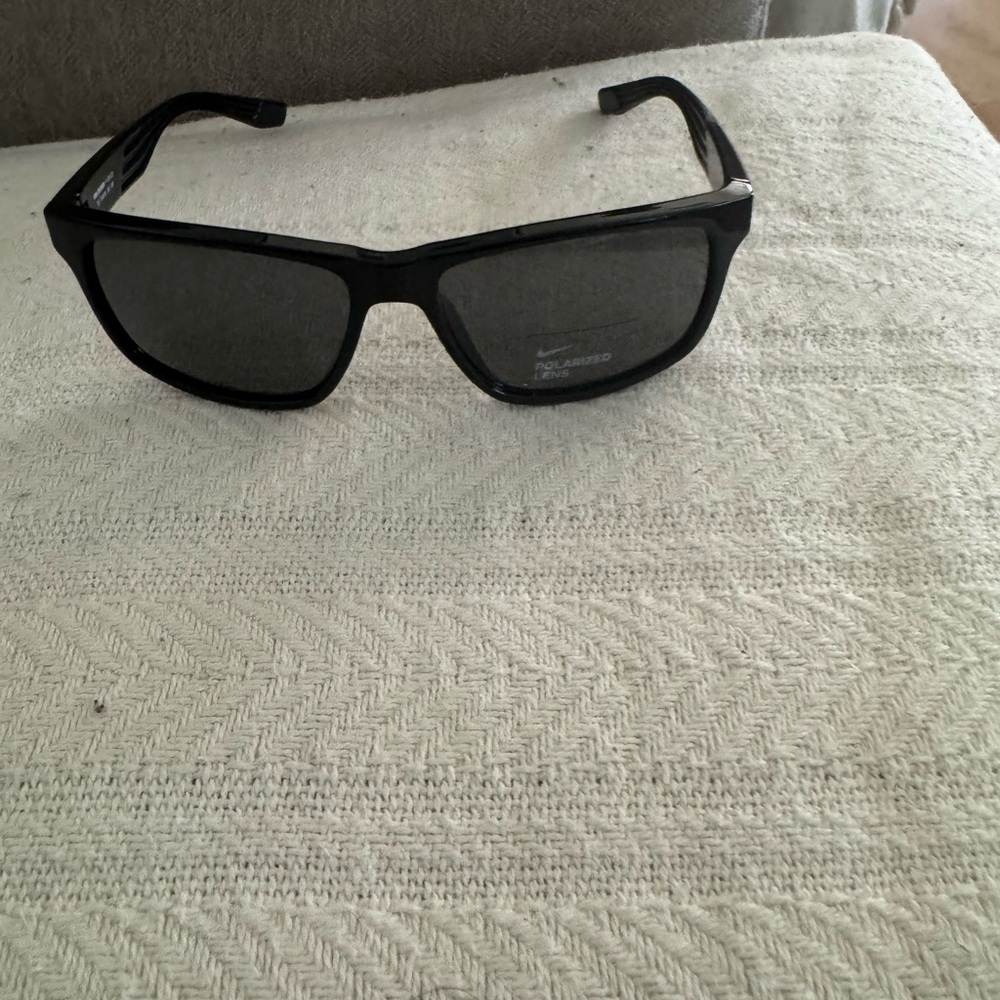 Polarized Black Rectangular Sunglasses